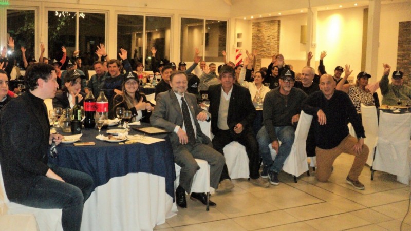 Noche de agasajo, de reconocimiento para los dirigentes deportivos de Mendoza